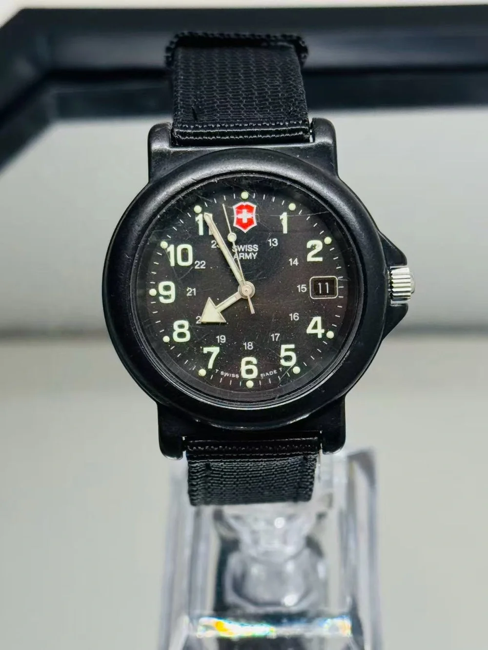 Vintage Swiss Army Victorinox Field Men Watch Date Quartz 38mm New Battery Runs